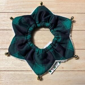 Holiday Plaid Fleece Dog Pet Collar Scrunch Bells M/L Green Black Slip On Elf